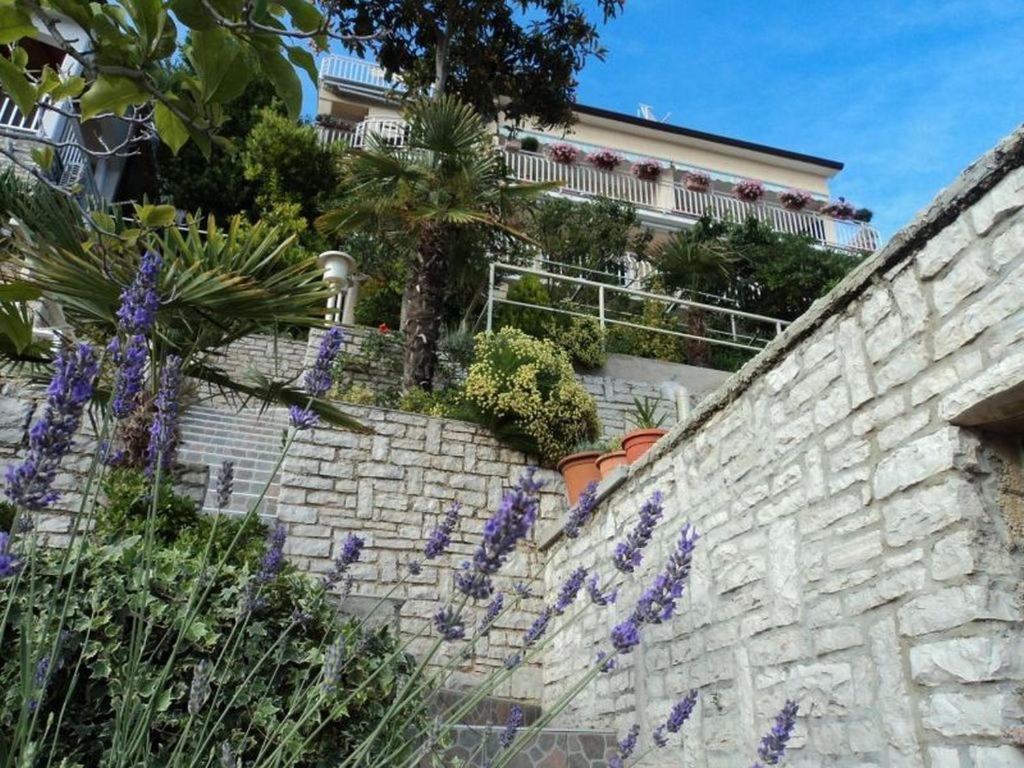 Apartments And Rooms With Parking Space Rabac, Labin - 12368 Exteriér fotografie