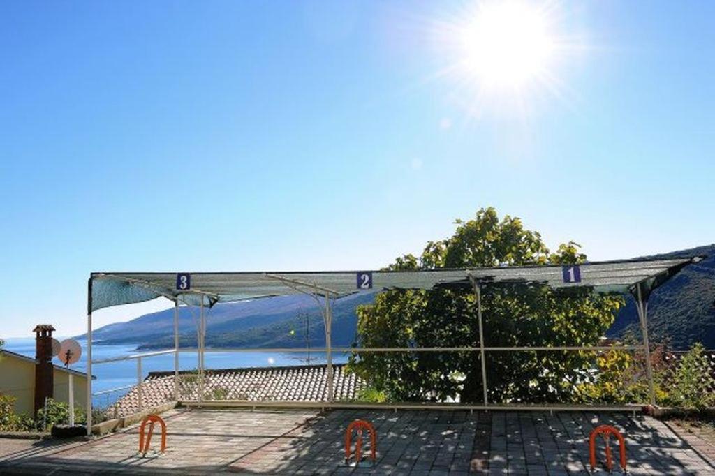 Apartments And Rooms With Parking Space Rabac, Labin - 12368 Exteriér fotografie