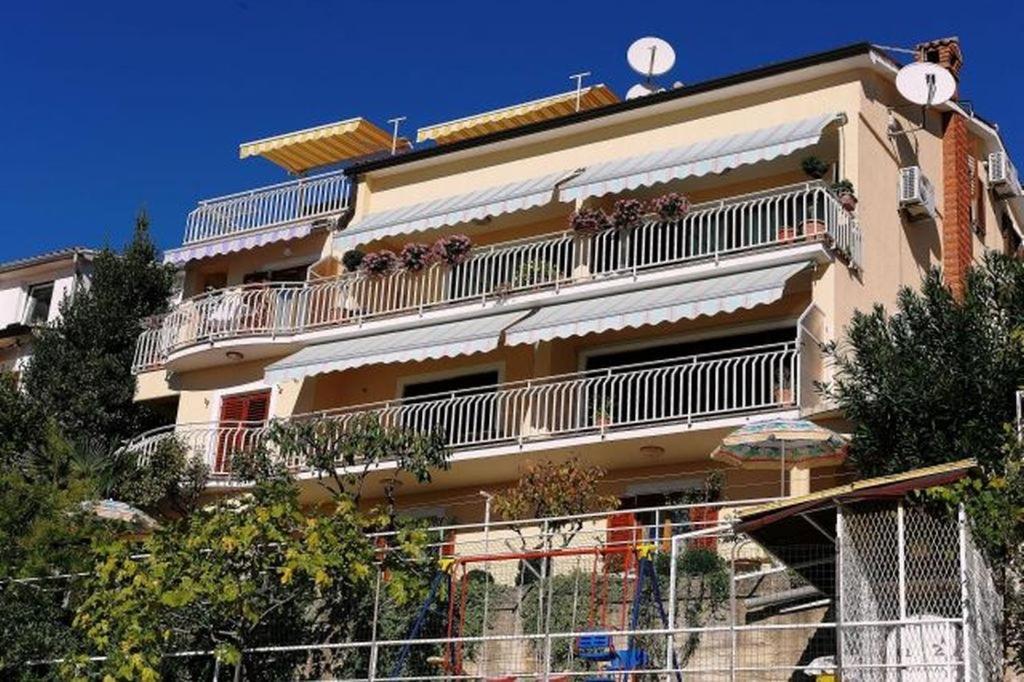 Apartments And Rooms With Parking Space Rabac, Labin - 12368 Exteriér fotografie